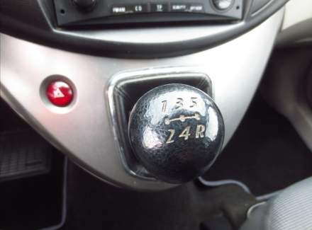 Mitsubishi - Grandis