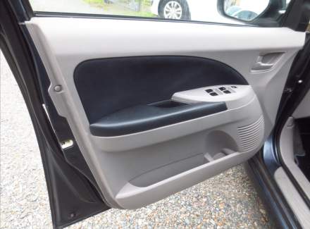Mitsubishi - Grandis