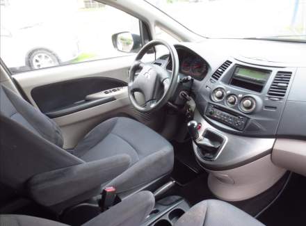 Mitsubishi - Grandis
