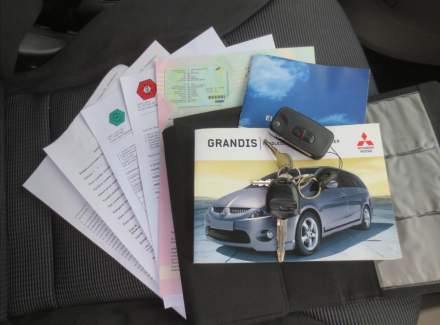 Mitsubishi - Grandis