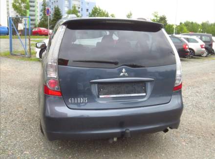 Mitsubishi - Grandis