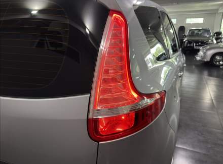 Renault - Scenic