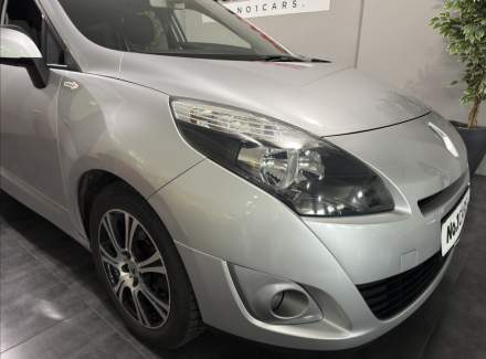 Renault - Scenic