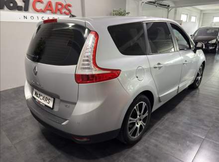 Renault - Scenic