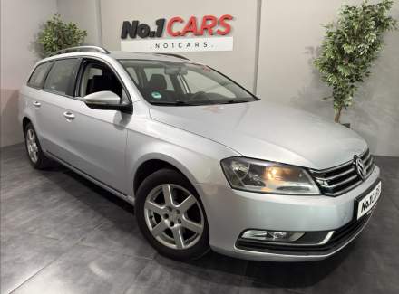 Volkswagen - Passat