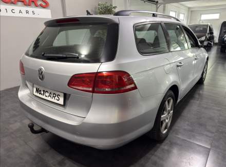 Volkswagen - Passat