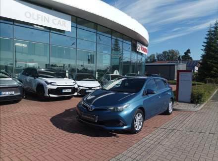Toyota - Auris