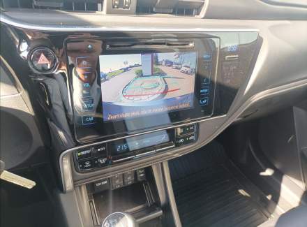 Toyota - Auris
