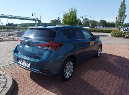 Toyota - Auris
