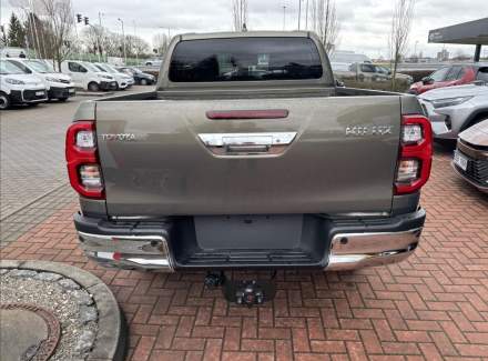Toyota - Hilux