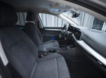 Volkswagen - Golf