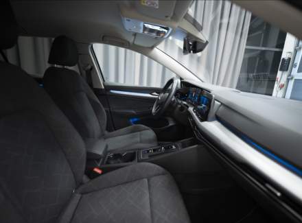 Volkswagen - Golf
