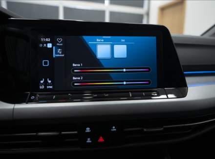 Volkswagen - Golf