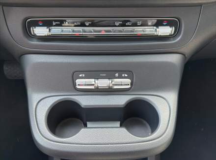 Mercedes-Benz - Vito