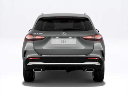 Mercedes-Benz - GLA