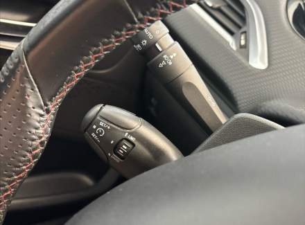 Peugeot - 2008