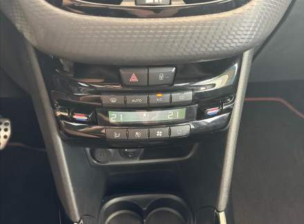 Peugeot - 2008