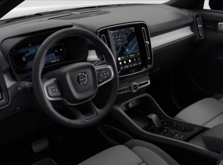 Volvo - XC40