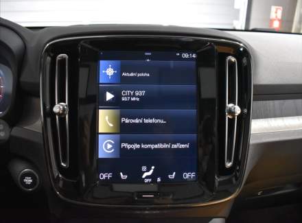 Volvo - XC40