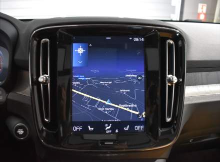 Volvo - XC40