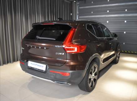 Volvo - XC40
