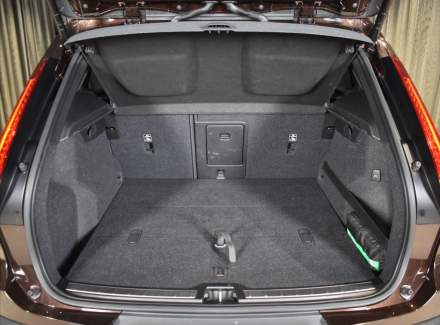 Volvo - XC40