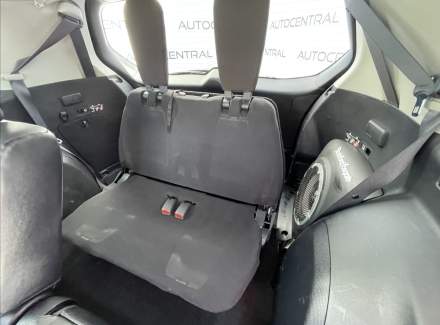 Mitsubishi - Outlander