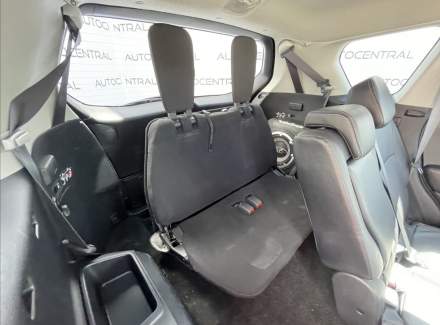 Mitsubishi - Outlander