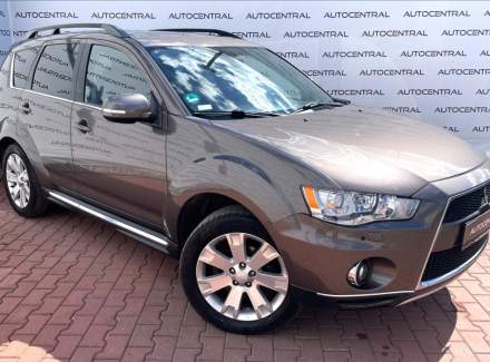 Mitsubishi - Outlander