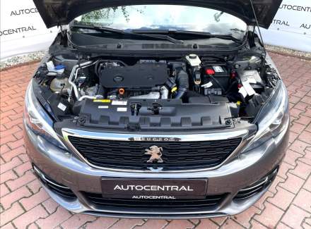 Peugeot - 308