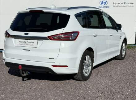 Ford - S-MAX