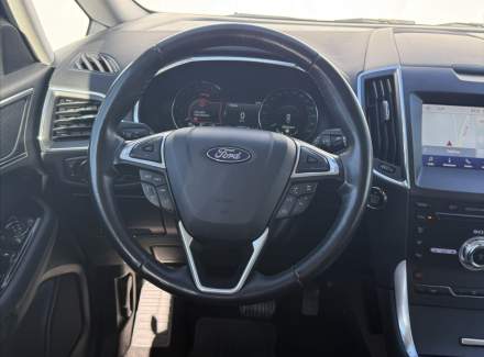 Ford - S-MAX