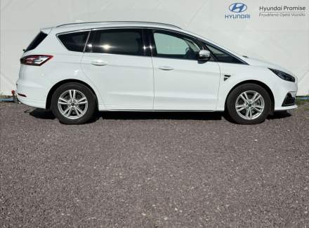 Ford - S-MAX