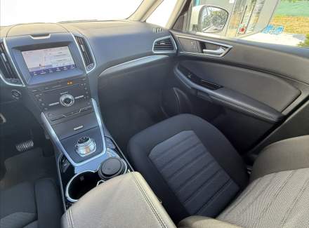 Ford - S-MAX