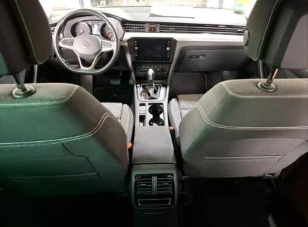 Volkswagen - Passat
