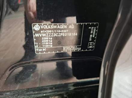 Volkswagen - Passat