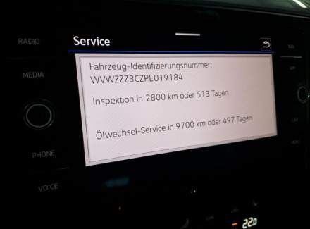 Volkswagen - Passat