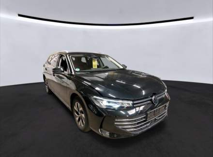 Volkswagen - Passat