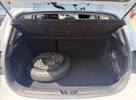 Kia - Cee'd