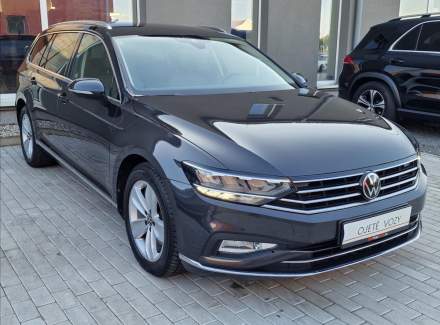 Volkswagen - Passat