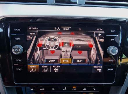 Volkswagen - Passat