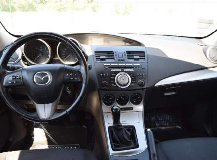 Mazda - 3