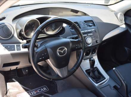 Mazda - 3