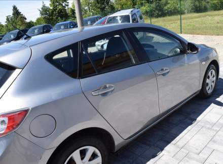 Mazda - 3