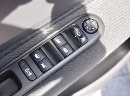 Peugeot - 3008