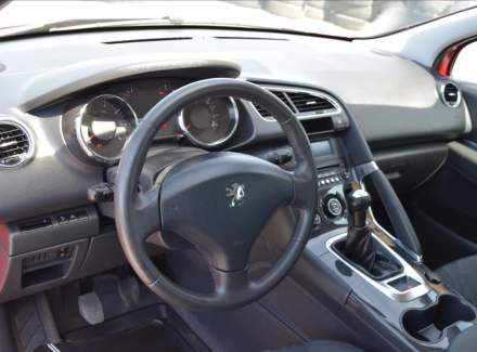 Peugeot - 3008