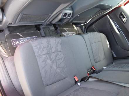 Peugeot - 3008
