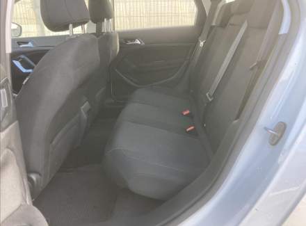 Peugeot - 308