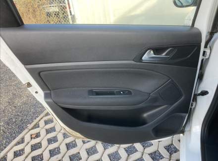 Peugeot - 308