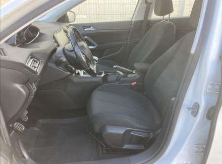 Peugeot - 308